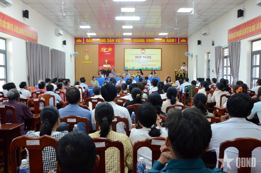 Sẽ kiến nghị tháo gỡ khó khăn, ổn định đời sống cho cử tri các vùng tái định cư